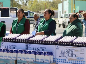 En Villa Unión, autoridades estatales y municipales realizaron la entrega del Programa Alimentario Huevo y Leche, una iniciativa dirigida a respaldar
