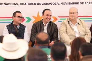 El gobernador Manolo Jiménez anuncia la llegada del Grupo Eran a Nueva Rosita, con inversión de 500 millones de pesos y más de mil empleos.  El gobernador