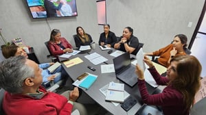 Con el objetivo de garantizar una atención de calidad a las familias de Piedras Negras, el DIF Municipal realizó su reunión semanal, encabezada