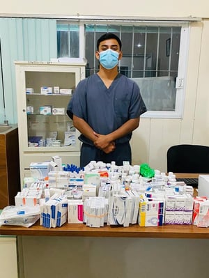 El municipio de Progreso reforzó la atención médica local con la entrega de medicamentos a tres centros de salud que atienden diariamente a la comunidad.