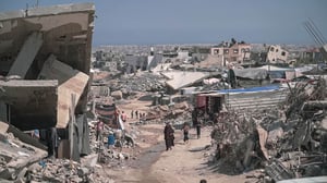 El Consejo de Seguridad de la ONU aprueba una resolución que establece una fuerza de seguridad internacional para Gaza, basada en el plan de EE.UU. Lead: Con