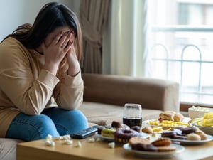 Los trastornos de la alimentación pueden afectar la salud física y mental de una persona de manera duradera, según revela un nuevo estudio.  La anorexia,