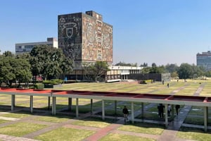 La marcha convocada por la Generación Z en la UNAM no reunió asistentes; la explanada de la Biblioteca Central permaneció vacía pese al llamado estudiantil.