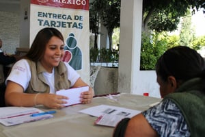 A menos de mes y medio de concluir el año, el programa “Tu Salud, Tu Nueva Historia” registra la entrega de aproximadamente 18 mil tarjetas, aunque