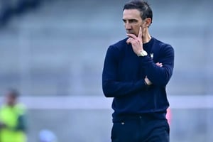    Vicente Sánchez, campeón de Concacaf con Cruz Azul, está en avanzadas negociaciones para regresar a un banquillo de la Liga MX.  Vicente Sánchez está