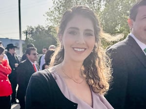 El DIF Regional entregará este 2 y 3 de diciembre becas a niños de ADETI, garantizando educación y evitando que trabajen en las calles.  DIF Coahuila refuerza