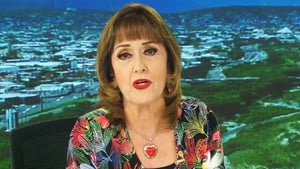 La periodista María Julia Lafuente anunció una pausa indefinida en su carrera, despidiéndose de Telediario Mediodía tras 48 años de trayectoria en Grupo