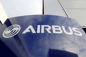 Airbus informó que hasta 628 aviones de la familia A320 podrían tener paneles de fuselaje con un grosor fuera de especificación, lo que requiere inspecciones.