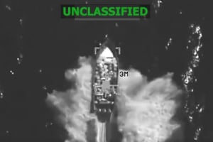 El Comando Sur de Estados Unidos destruyó hoy una embarcación en el Pacífico oriental, presumiblemente usada para narcotráfico, con saldo de cuatro muertos.