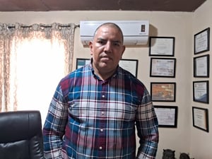 Familia denuncia desinformación y omisiones pese a diagnóstico confirmado antes de la muerte.  La familia del docente Víctor Manuel Infante Ortiz, fallecido