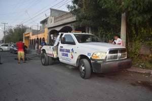 Un hombre murió tras ser atropellado por una grúa manejada por su vecino, en un trágico accidente ocurrido en una colonia de Monclova.  Lo que parecía
