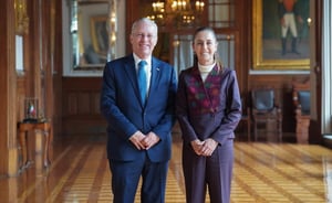 La presidenta Sheinbaum recibió este 8 de diciembre en Palacio Nacional a José Medina Mora, quien asumirá la presidencia del CCE este 10 de diciembre, marcando