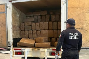Operativo contundente en carretera Saltillo–Matamoros.  Saltillo, Coahuila de Zaragoza. 10 de diciembre de 2025.– En una acción firme contra el narcotráfico,