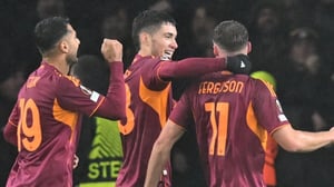    La Roma dio un paso firme hacia los octavos de final tras una contundente victoria 0-3 sobre el Celtic en Glasgow, en la sexta fecha de la Europa League.
