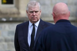 Andrés Mountbatten-Windsor, hermano del rey Carlos III, asistió en Londres al bautizo de su nieta, su primera aparición en un evento real