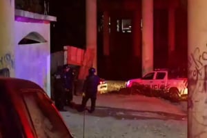 Un ataque a balazos en Montemorelos, Nuevo León, dejó una persona muerta y cuatro heridas durante la madrugada, tras una agresión directa contra un domicilio
