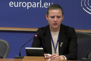 Un momento de carga emocional marcó una sesión del Parlamento Europeo, cuando una intérprete rompió en llanto al traducir el testimonio de un niño ucraniano.
