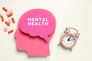 Suspender un tratamiento con antidepresivos de forma segura y efectiva requiere una disminución gradual y controlada de la dosis, acompañada de apoyo