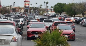 Piedras Negras y Ciudad Acuña reportan altas ventas tras el Buen Fin y largas filas en puentes internacionales por compras y visitas familiares. Empresarios