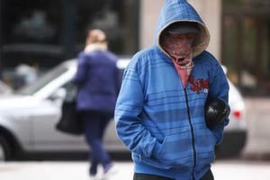 El frente frío 21 se retira pero dejará heladas de hasta -10°C y lluvias fuertes en el noreste.  El frente frío número 21 dejará de afectar al país este martes