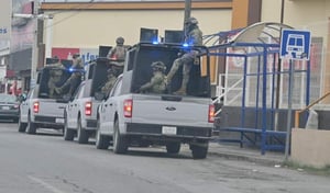 Elementos de la Marina recorren las calles de Monclova como parte de acciones coordinadas con autoridades estatales para combatir delitos de alto y bajo