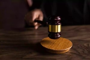 Una iniciativa en el Senado busca fortalecer la validez de pruebas judiciales ante el riesgo de manipulación con Inteligencia Artificial y contenido digital