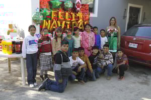 Los alumnos de la Escuela Primaria Francisco I. Madero, en la comunidad de San Alberto, disfrutaron de una divertida celebración navideña con juegos, dinámicas