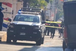 Erasmo Medina, ex presidente municipal de Santa Cruz Xoxocotlán, Oaxaca, fue asesinado a tiros este martes dentro de su domicilio.  Erasmo