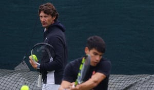    Juan Carlos Ferrero rompe su silencio y detalla los motivos de su salida del equipo de Carlos Alcaraz, dejando una puerta abierta al futuro.  En su primera