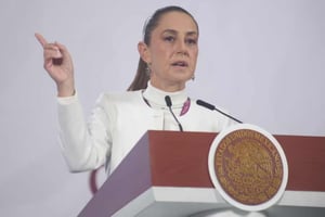 El gobierno federal adquirió 30 trenes de repavimentación, 10 de ellos destinados al Estado de México, para rehabilitar la red de carreteras