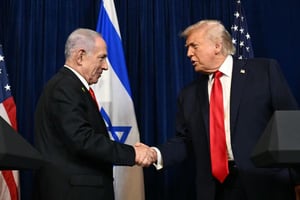 Donald Trump amenazó a Hamas con que 'lo pagará caro' si no se desarma, y advirtió a Irán sobre una posible 'erradicación' de acumulación de armas, tras