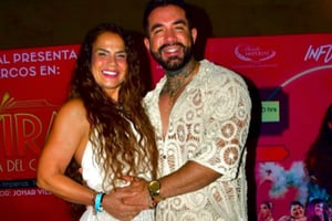 La vedette cubana confirmó su cuarto matrimonio, revelando la fecha de la boda y compartiendo detalles íntimos de su relación con Bruno Espino.  Niurka Marcos,