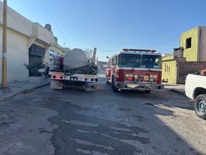 Afortunadamente no se registraron personas lesionadas solamente años materiales.   Un incendio originado por un corto circuito generó una rápida movilización