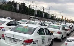 Integrantes de la Alianza de Concesionarios de Taxis sostuvieron una reunión de trabajo con autoridades municipales para exponer una agenda de propuestas