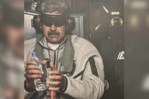 Las acciones incluyeron ataques selectivos para neutralizar defensas estratégicas y permitir el ingreso de helicópteros.   La tensión entre Estados Unidos