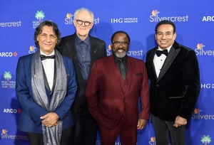 Con una discreta cosecha de premios de la película 'Frankenstein' —del mexicano Guillermo del Toro—, así arrancó el filme en la entrega de premios