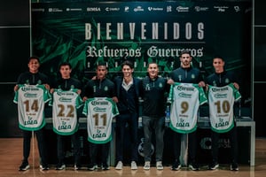    Santos Laguna presentó su proyecto para el Clausura 2026 con cuatro refuerzos de experiencia internacional y la vuelta de una promesa.  Con la mira puesta
