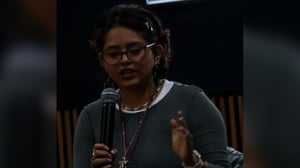 El Grupo Parlamentario de Morena en CDMX se deslindó de comentarios de Adriana Marín sobre el narcotráfico como uno de los mayores empleadores en México.