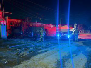 Los habitantes del sector señalaron desconocer cómo inició el incendio.  La madrugada de este jueves se registró una fuerte movilización del cuerpo de Bomberos