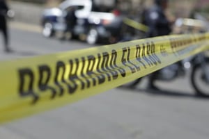 En Poza Rica, Veracruz, el periodista Carlos Castro, dueño de la fanpage Código Norte Veracruz, fue asesinado a tiros dentro de un bar, informa la Fiscalía.