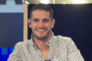 El creador de contenido, Adrián Marcelo, anunció su retiro temporal de la comedia, tras compartir un mensaje en redes sociales donde confirmó una pausa