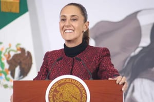 La Presidenta de México asegura que los cambios fiscales de 2026 no justifican el incremento en las pólizas de seguros.  La presidenta Claudia Sheinbaum Pardo