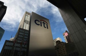Citigroup evalúa vender nuevas participaciones de Banamex mientras mantiene en pausa la salida a bolsa, como parte de su estrategia global para simplificar
