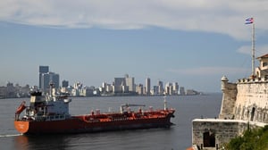 México reforzó su papel como proveedor de petróleo a Cuba, en un contexto geopolítico tenso con Estados Unidos y crecientes dudas sobre producción, envíos