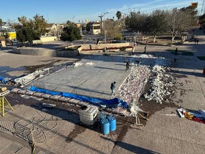 Tras varias semanas de gran afluencia y convivencia familiar, la pista de hielo instalada en Sabinas concluyó operaciones este 14 de enero.  El municipio