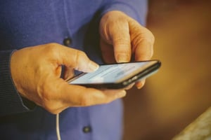 El PRI en el Senado exigió frenar el registro obligatorio de líneas móviles al advertir riesgos para la privacidad, la seguridad y derechos constitucionales