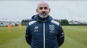    El extécnico de Cruz Azul, Paco Jémez, regresa a un banquillo de élite al incorporarse al West Ham de la Premier League.  El West Ham United, en plena lucha