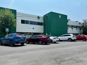 Autoridades de la Jurisdicción Sanitaria 01 designaron la mañana del viernes 16 de enero al doctor Óscar Paúl Núñez como nuevo encargado del Centro de Salud