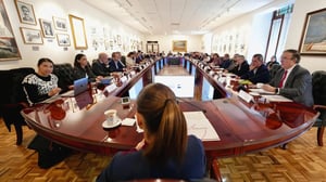 La presidenta Claudia Sheinbaum encabezó una reunión con economistas en Palacio Nacional para dialogar sobre crecimiento, fortaleza económica y los retos