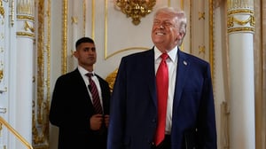 Donald Trump invitó a Rusia, Bielorrusia y otros países a formar un Consejo de Paz para Gaza, mientras Francia descarta sumarse bajo las actuales condiciones.